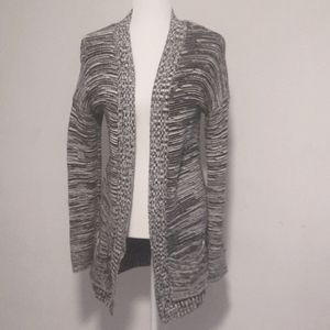 Express 2 pocket cardigan in black and white size small